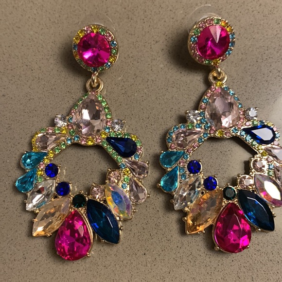 NWOT Chandelier Cubic Zirconia Drop Earrings - Picture 4 of 8